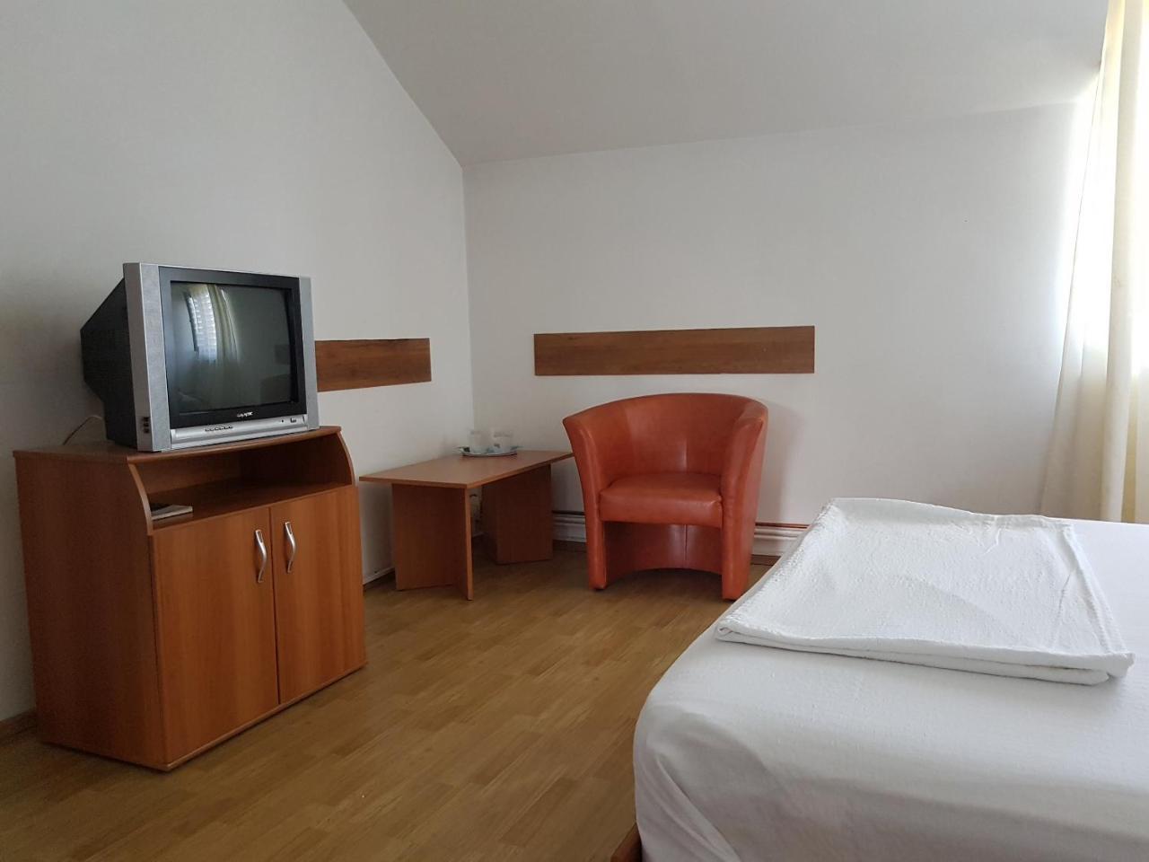 Motel Pacific Deva Eksteriør billede